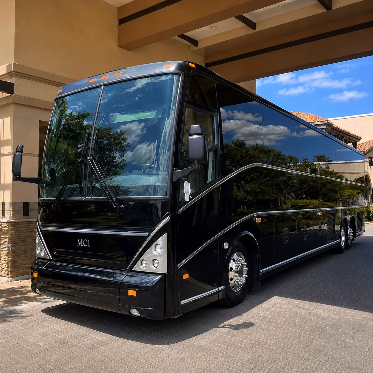 construction crew shuttles and worksite transportation near placentia