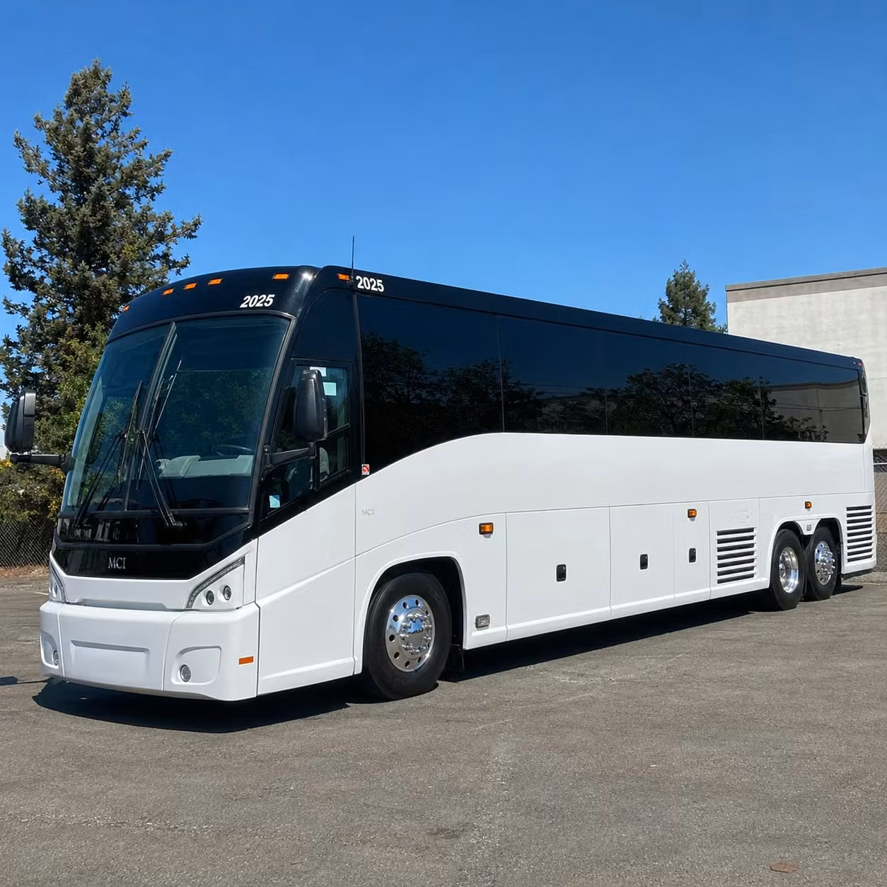 shuttle buses for placentia church retreats and conference travel